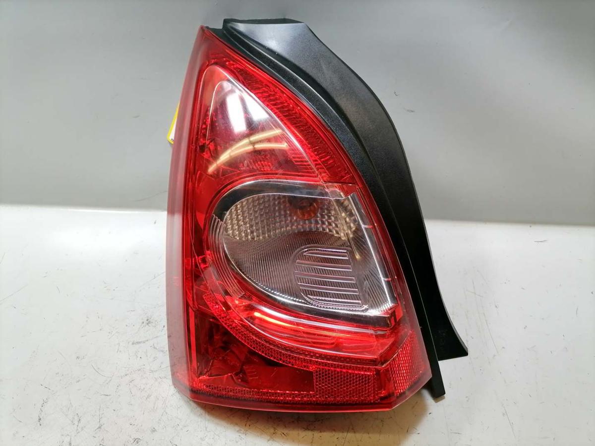 Renault Twingo 2 originla Rücklicht Rückleuchte Schlussleuchte links Facelift Bj.2014